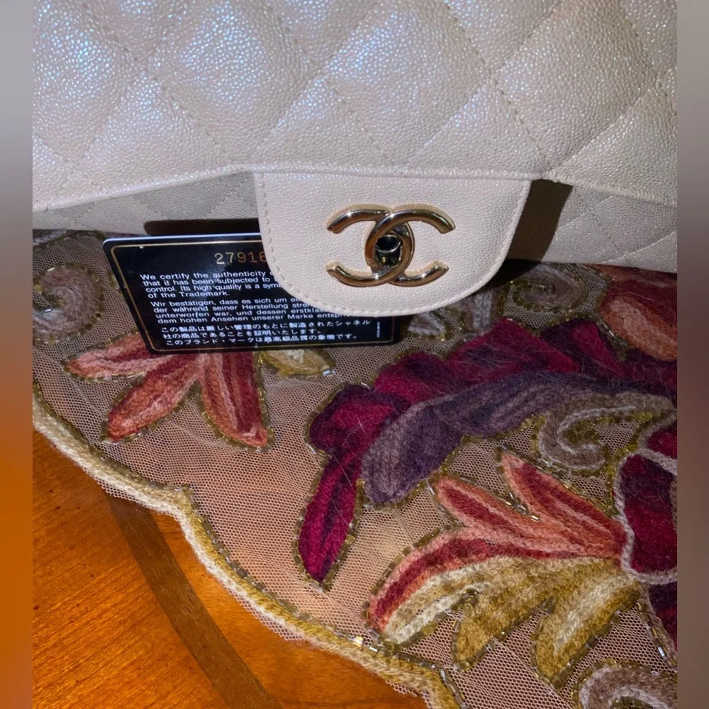 ❤️❤️ Chanel Classic Iridescent Jumbo Double Flap Bag❤️❤️